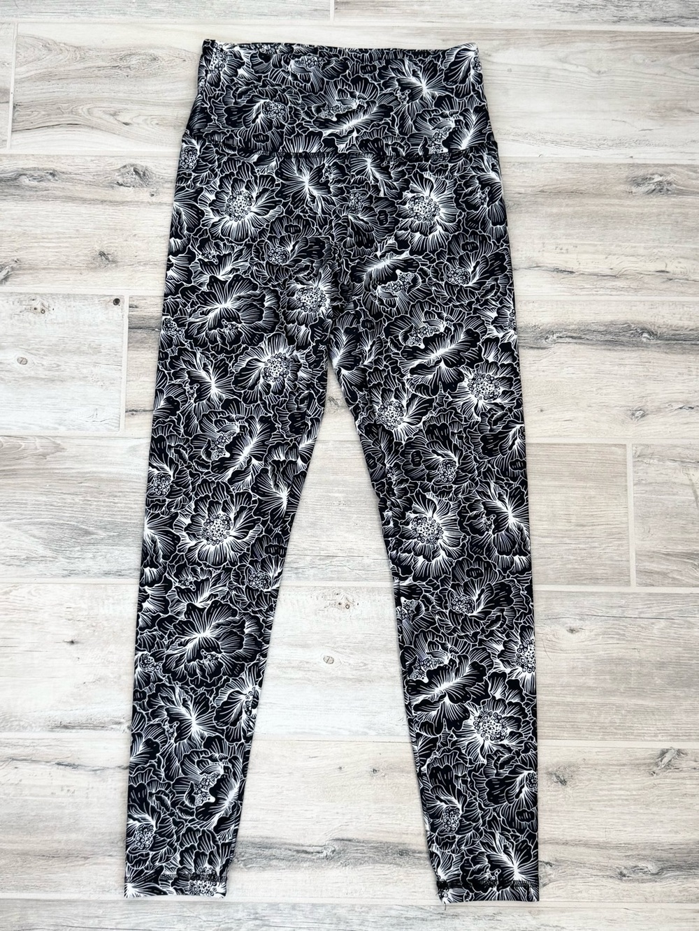 Balance Collection High Waisted Black White Floral Leggings